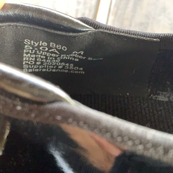 BEGINNER TAP SHOE - Picture 6 of 6